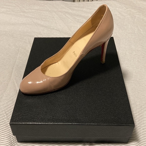 Christian Louboutin Pump - Picture 4 of 6